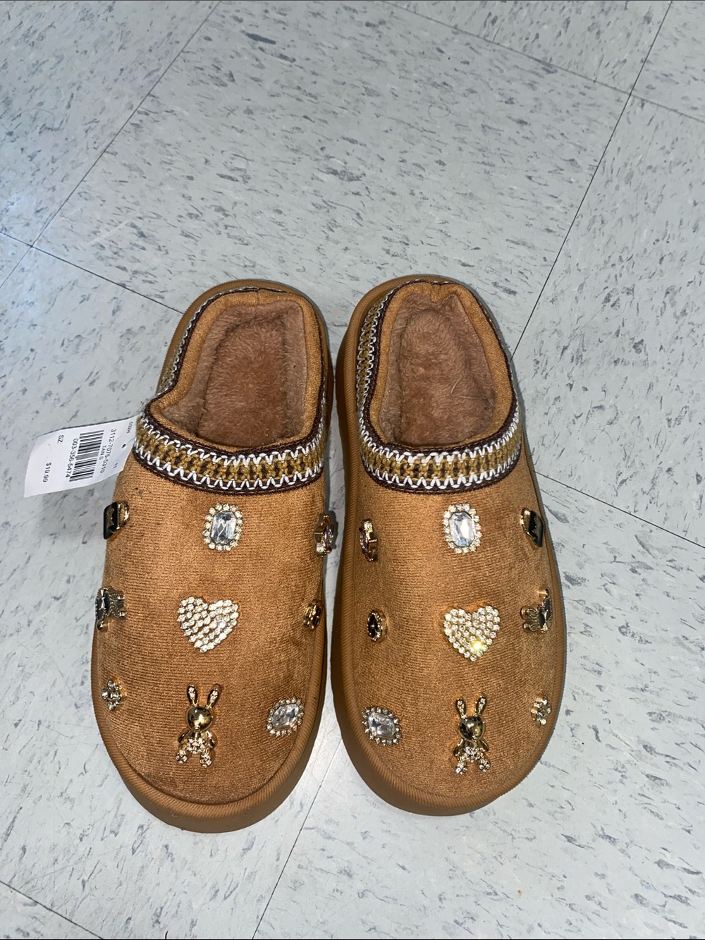 Embellished Tan Slip-On Women’s Clog size 8 brand new fall slippers